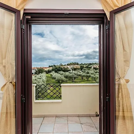 Casa Marta אורוסיי